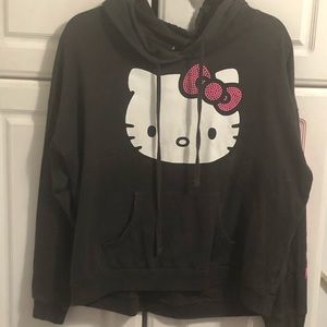 Hello kitty pull over hoodie in great condition